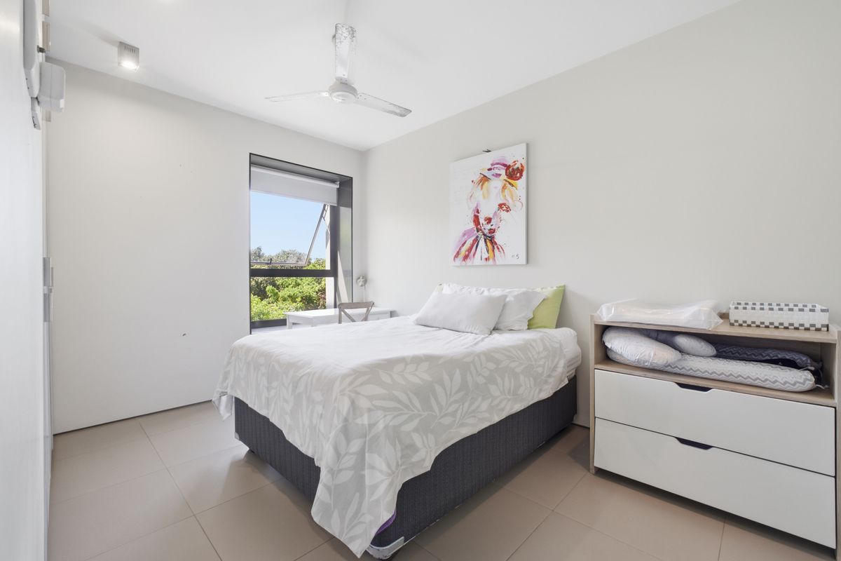 Beautiful 3 Bedroom Home in Dunkirk Estate - Photo 4