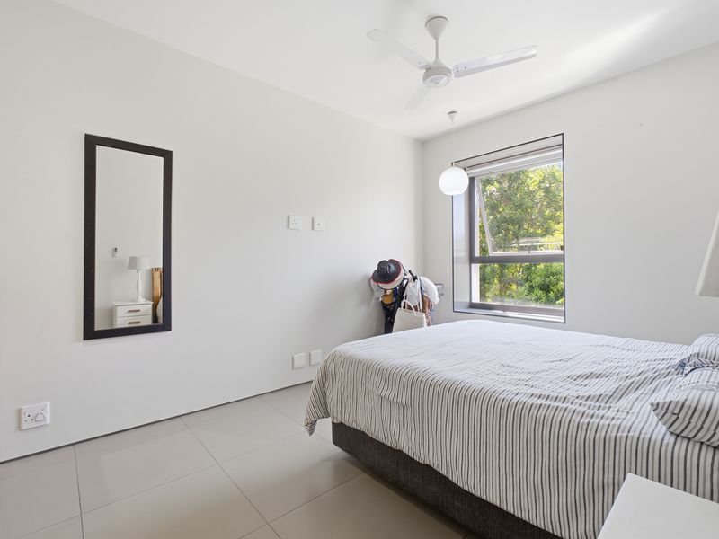 Beautiful 3 Bedroom Home in Dunkirk Estate - Photo 10