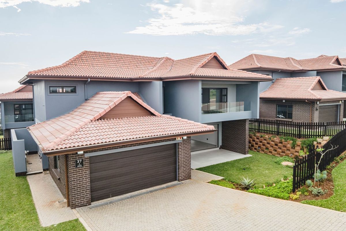 Perfect Location, Luxury and Tranquillity. (No Transfer Duty) - Photo 2