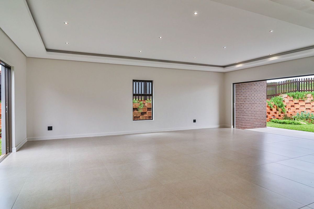 Perfect Location, Luxury and Tranquillity. (No Transfer Duty) - Photo 5