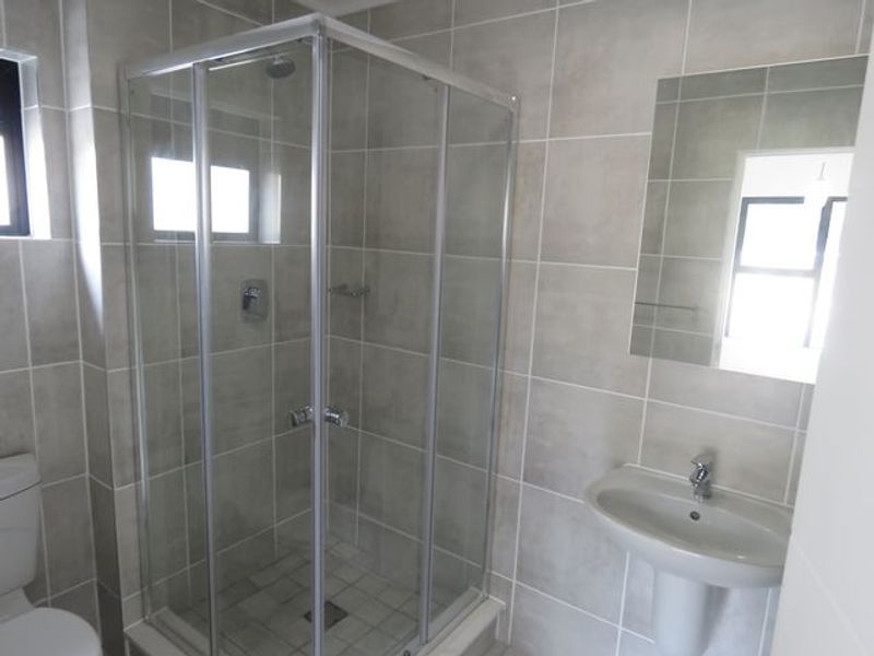 3-Bedroom Apartment for Sale in the Popular Greenbay Eco Estate - Photo 9