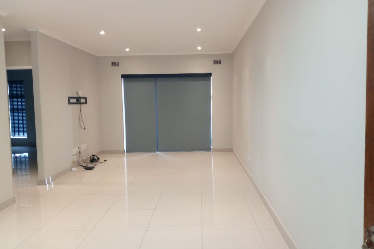 Apartment For Sale In Umhlanga - Photo 4