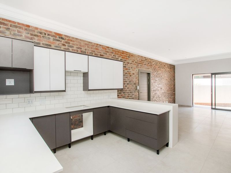 Makarios, Bryanston – Unit 20, beautiful Sunrise, East Facing Unit - Photo 6