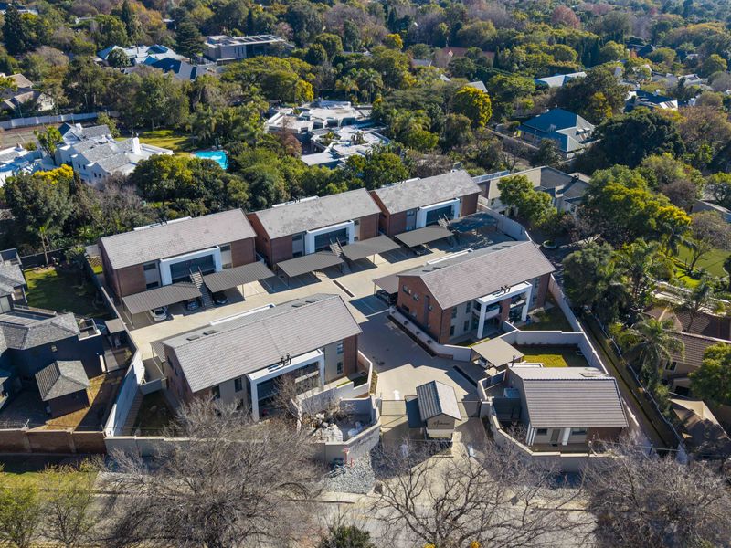 Makarios, Bryanston – Unit 20, beautiful Sunrise, East Facing Unit - Photo 2