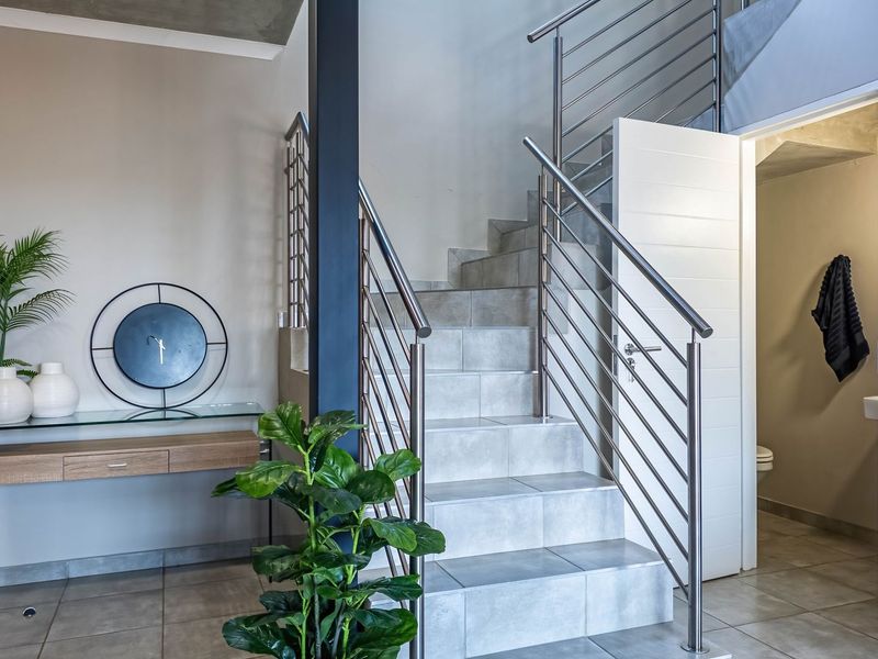 Your next address starts here - Photo 2