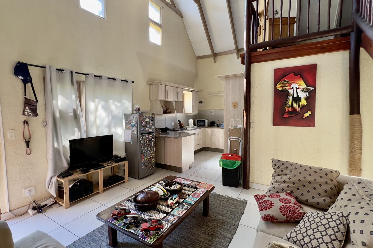 Apartment For Sale In Nelspruit - Photo 4
