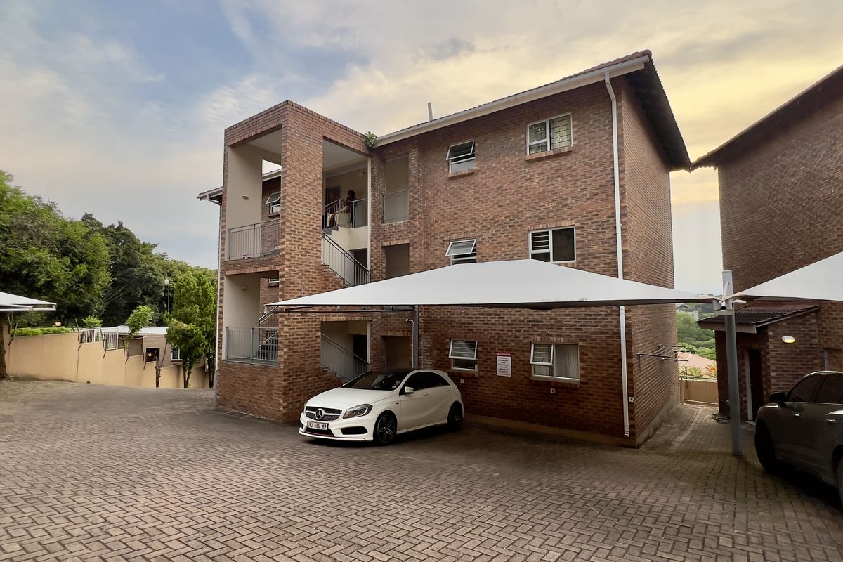 2 Bedroom Ground floor Apartment In Prestige Area - Photo 2