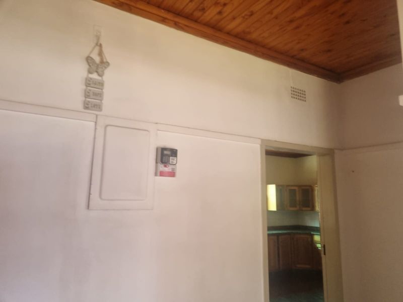 4-Bedroom House with Lapa & Swimming Pool - Photo 4