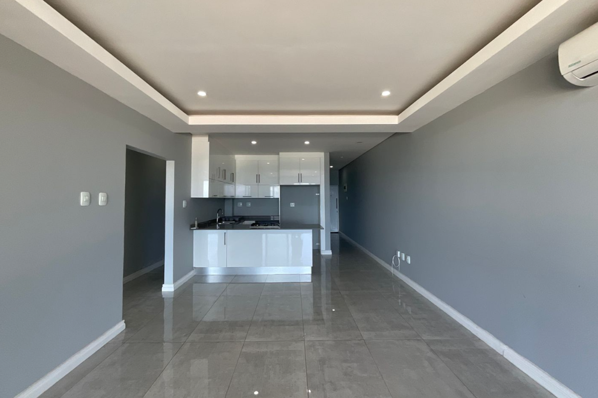 Modern Beachfront Apartment in La Mercy with uninterrupted sea views - Photo 3