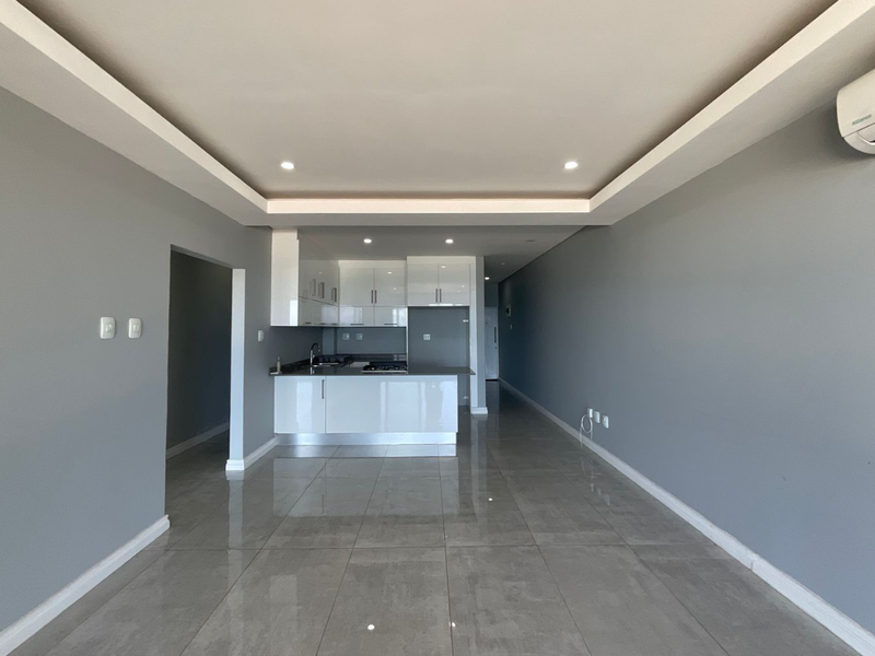 Modern Beachfront Apartment in La Mercy with uninterrupted sea views - Photo 3