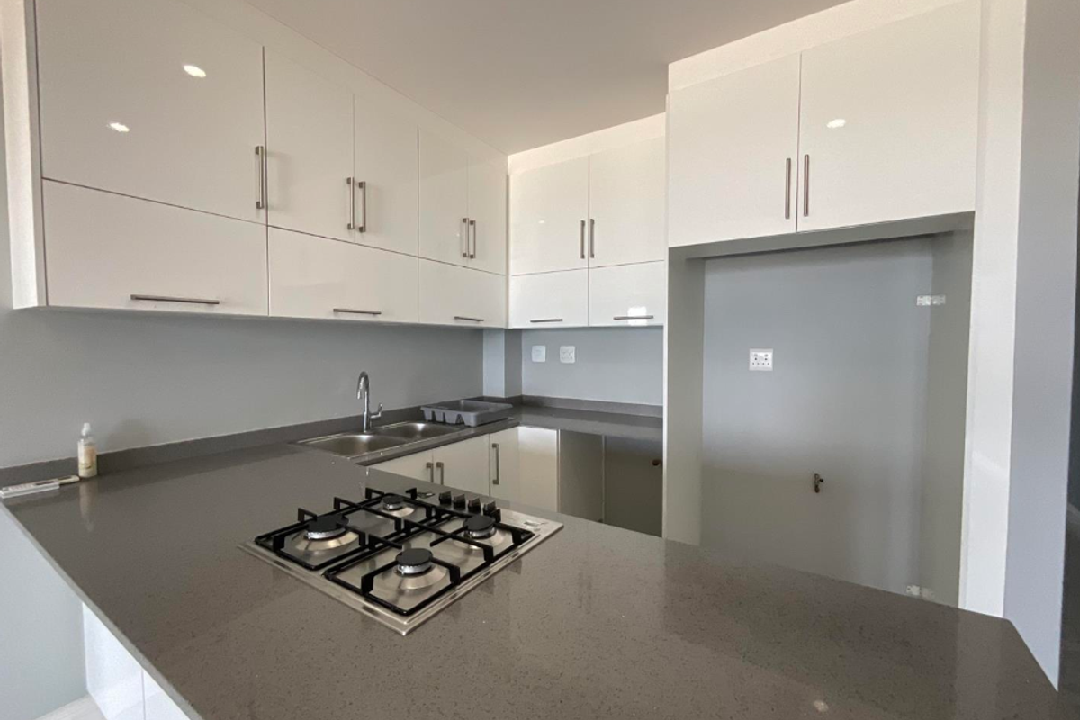 Modern Beachfront Apartment in La Mercy with uninterrupted sea views - Photo 4