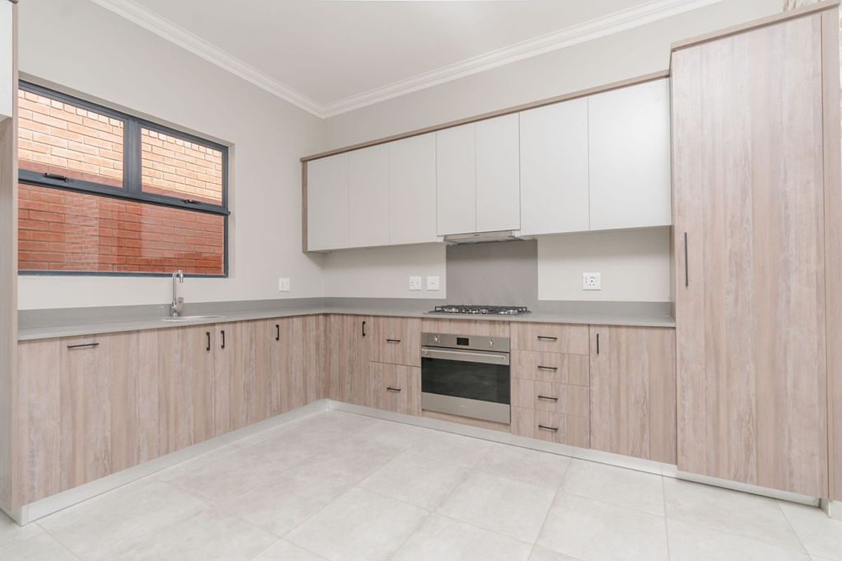 Styling Estate Living - Photo 4