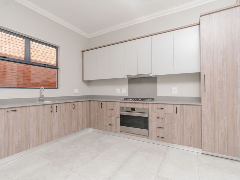 Styling Estate Living - Photo 4