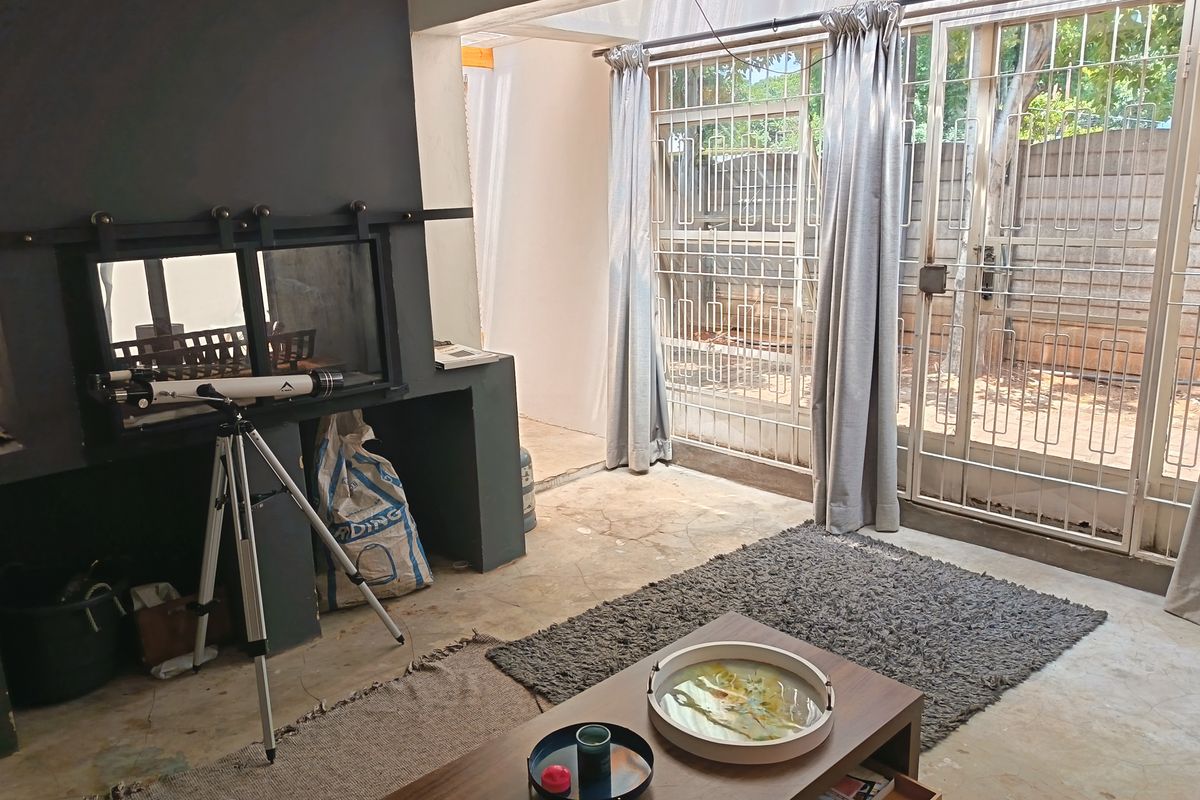 Double storey family home in Central Meyerton - Photo 5