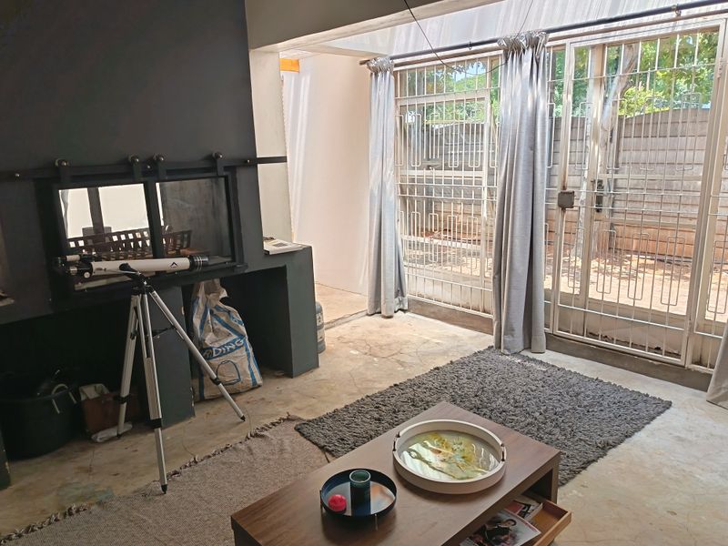 Double storey family home in Central Meyerton - Photo 5