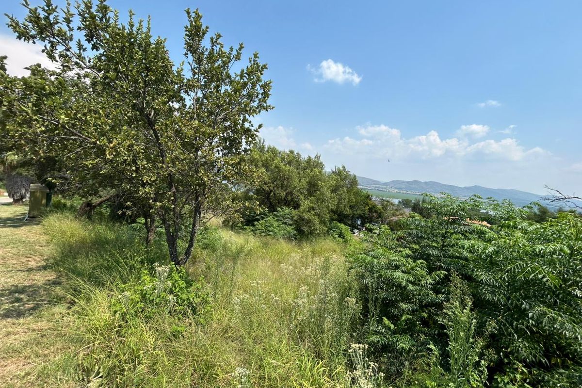 Epic 936sqm Vacant Land in Kosmos Estate – Unrivaled Magalies & Dam Panorama! - Photo 5