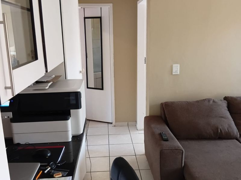 2 Bedroom 1 Bathroom Ground floor unit for sale - Photo 8