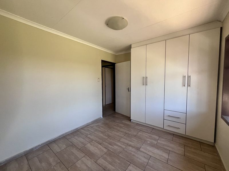 House For Sale In Witbank - Photo 10