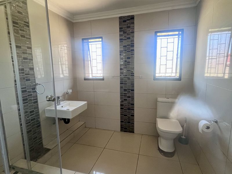 House For Sale In Witbank - Photo 8