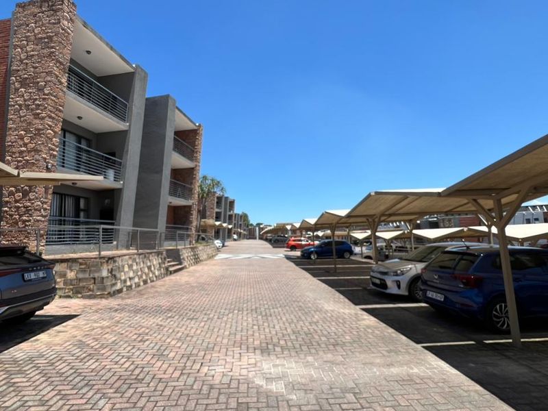 2 Bedroom Apartment for Sale in Lockwood - Photo 2