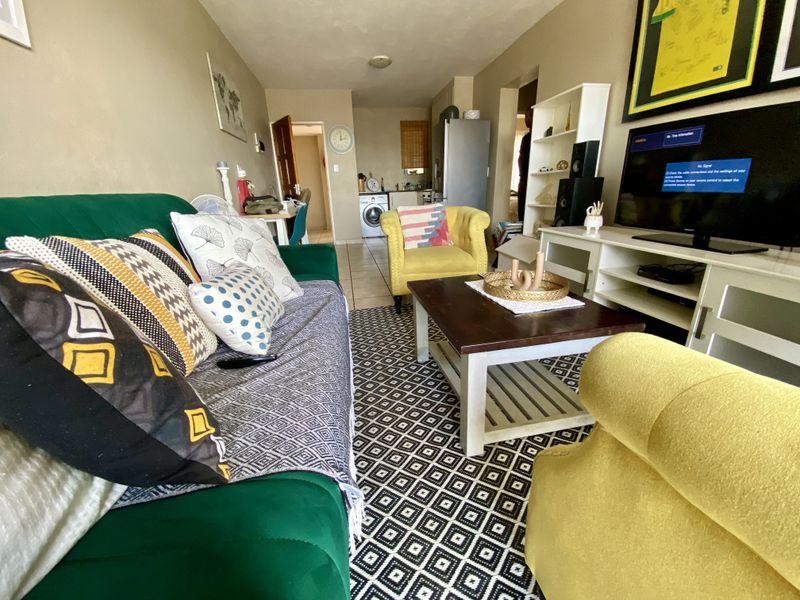 2 Bedroom Apartment for Sale in Lockwood - Photo 4