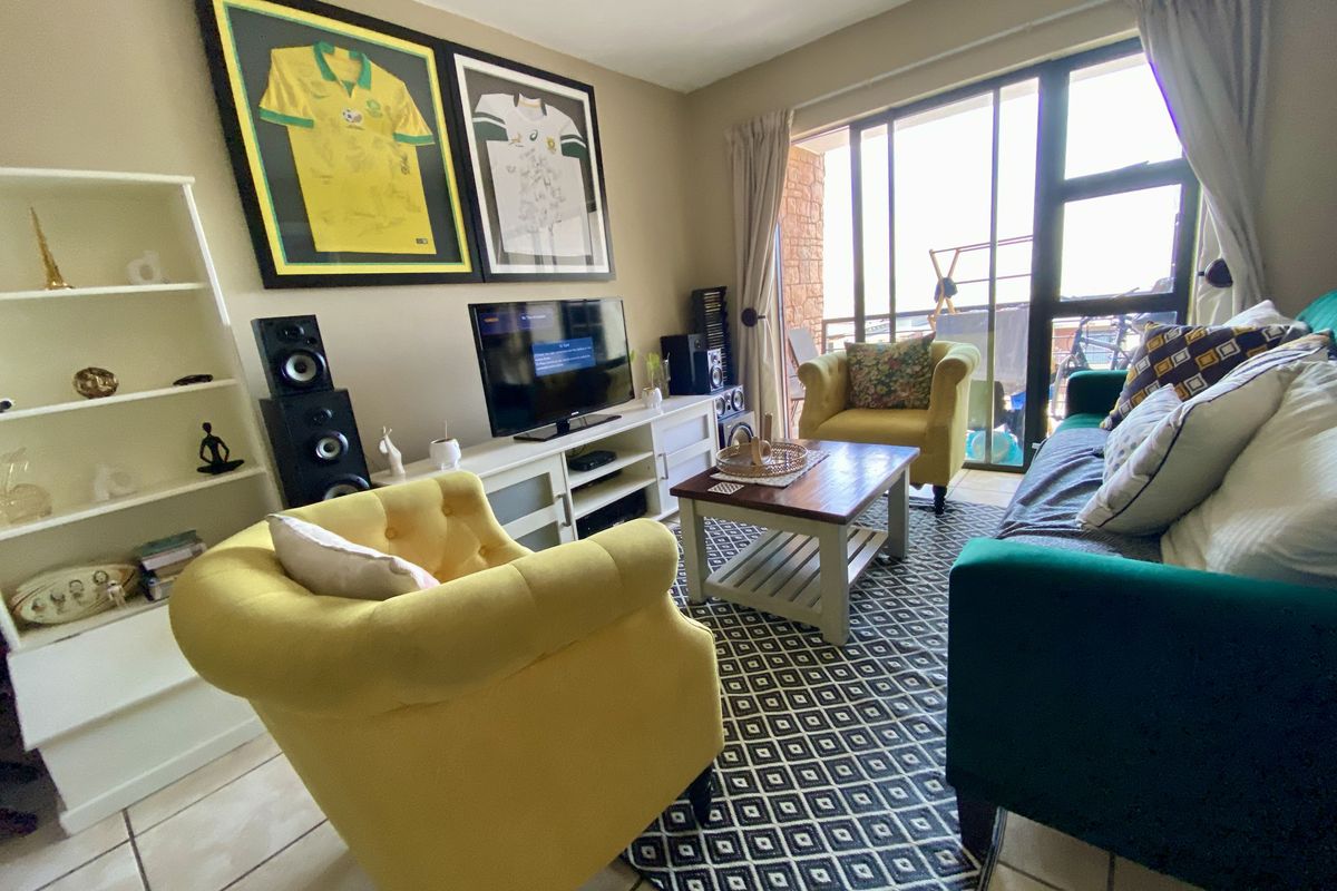 2 Bedroom Apartment for Sale in Lockwood - Photo 3