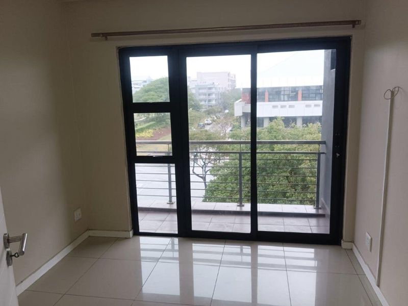 Sleek 3 Bedroom To Let Umhlanga Ridge - Photo 3