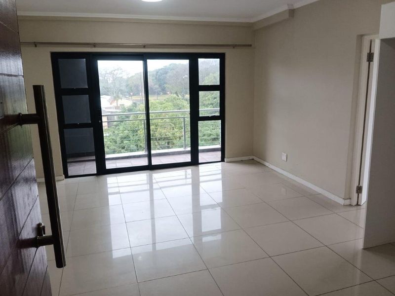 Sleek 3 Bedroom To Let Umhlanga Ridge - Photo 2