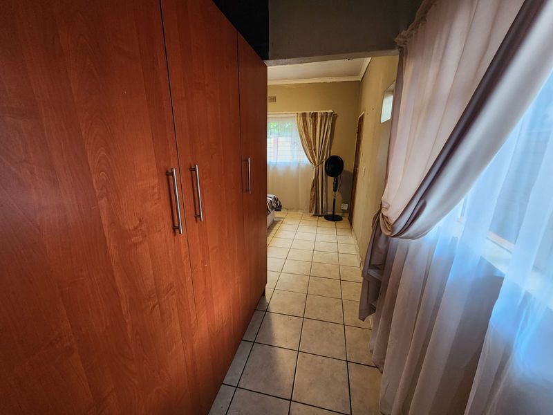 1 Bedroom Property to Let in Mooinooi – Comfortable & Convenient Living - Photo 2