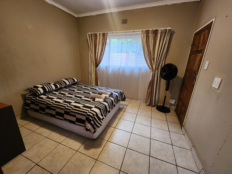 1 Bedroom Property to Let in Mooinooi – Comfortable & Convenient Living - Photo 3