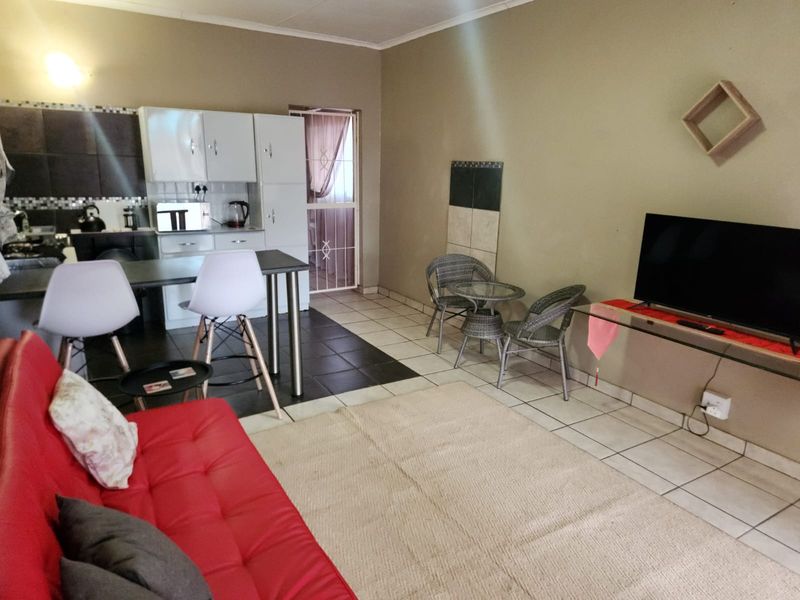 1 Bedroom Property to Let in Mooinooi – Comfortable & Convenient Living - Photo 6