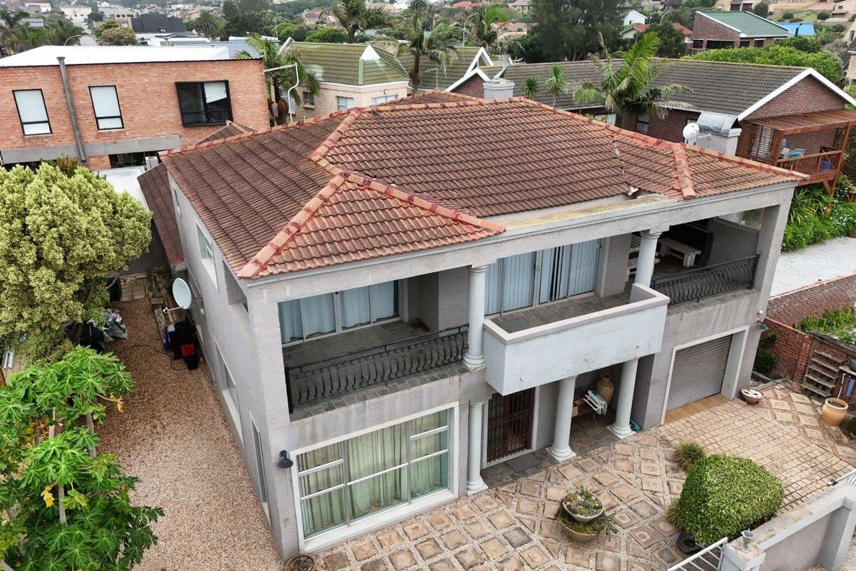 LOVELY HOME CLOSE TO ALBATROSS BEACH WITH GREAT RENTAL OPPORTUNITY - Photo 2