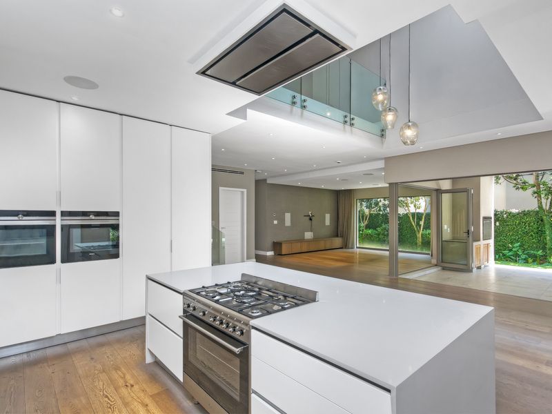 Uncompromising Luxury. Unmatched Security. Unrivalled Living - Photo 5