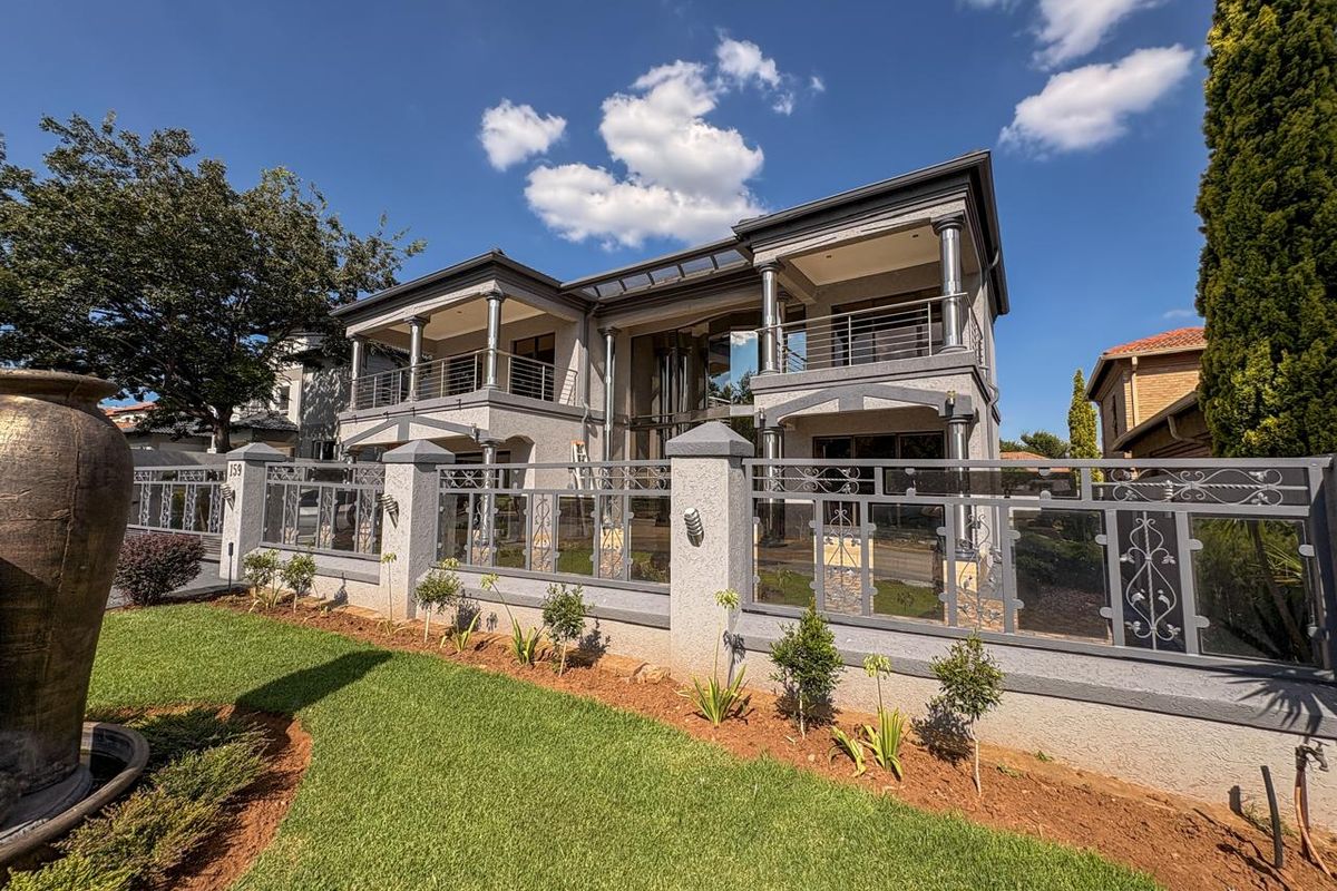 Newly Renovated Family Home in Helderwyk - Photo 3