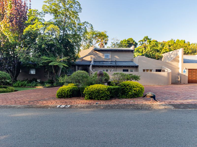 Beautiful character home in the sought after boomed koppie area of Boskruin. - Photo 1