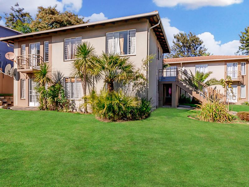 Charming 1-Bedroom Apartment with Open-Plan Living & Beautiful Gardens - Photo 8