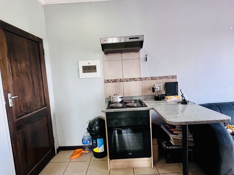 Apartment For Sale In Witbank - Photo 3