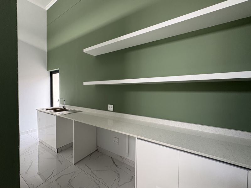 THE PERFECT COASTAL ESTATE LIVING. - Photo 6