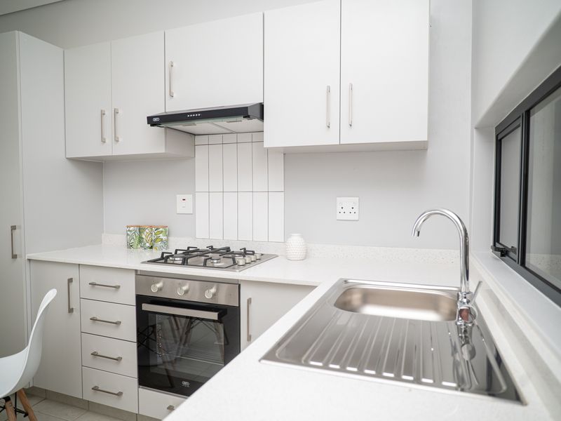 Apartment For Sale In Kloof - Photo 6