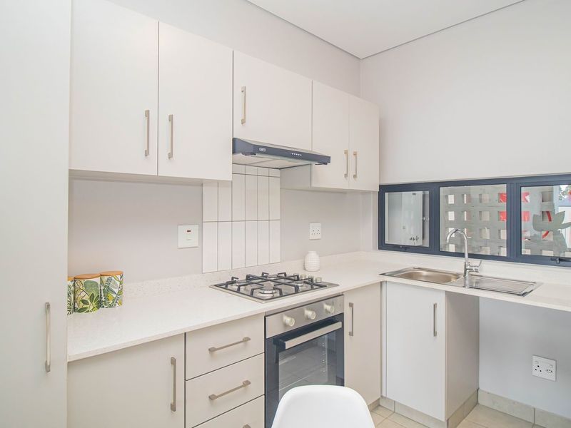 Apartment For Sale In Kloof - Photo 8
