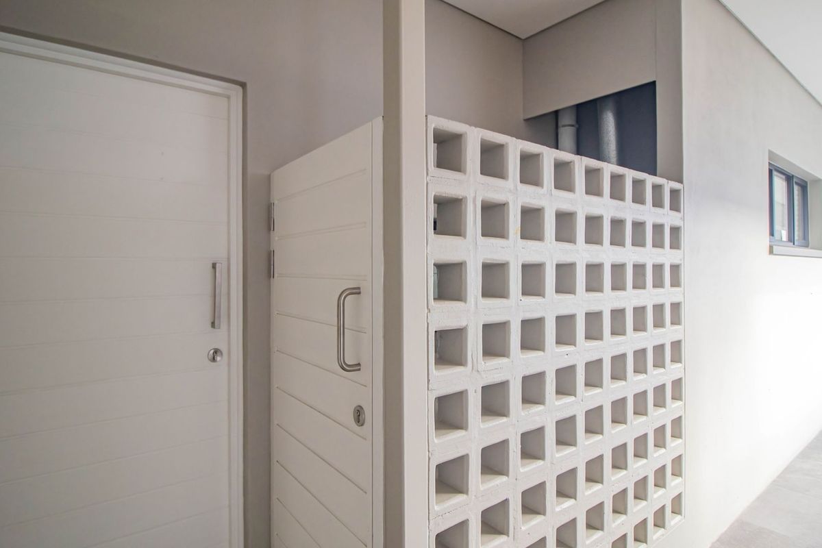 Apartment For Sale In Kloof - Photo 5