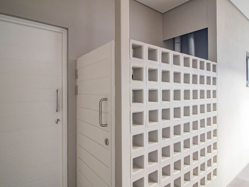 Apartment For Sale In Kloof - Photo 5