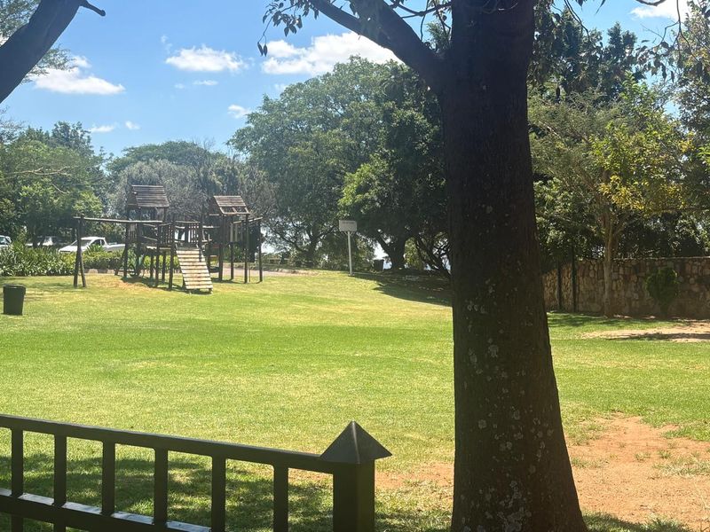 1 Bed in La Montagne - Photo 10