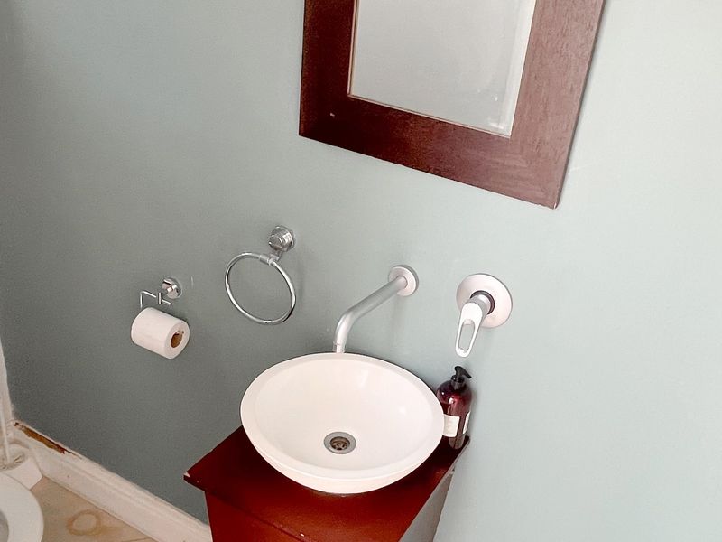 SUMMERSTRAND 3 BED 2 BATH HOUSE FOR SALE - Photo 3