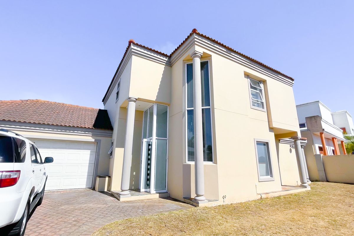 SUMMERSTRAND 3 BED 2 BATH HOUSE FOR SALE - Photo 2