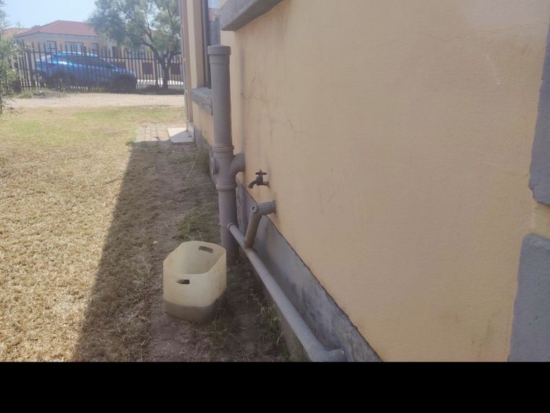 Townhouse For Sale In Witbank - Photo 7