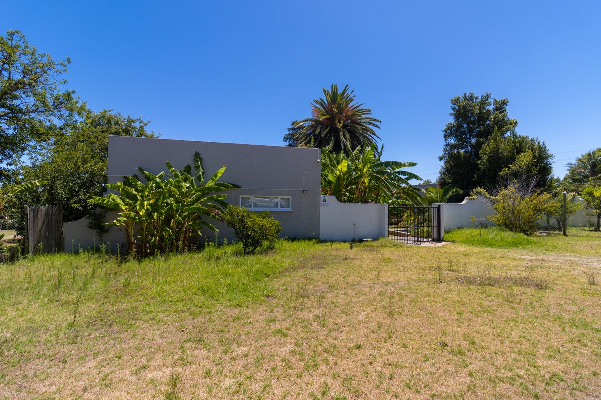 ±1500–1800 m2 Vacant Land for rent in Raithby - Photo 5