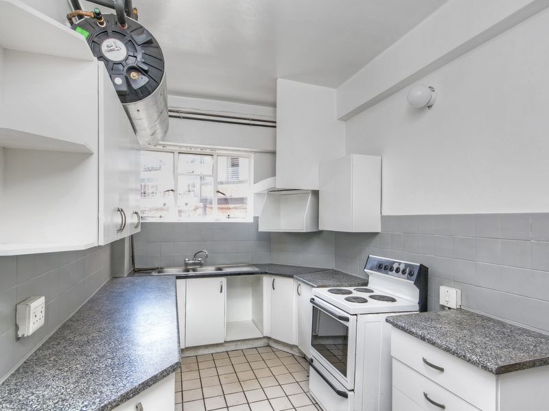 UNBELIEVABLE VALUE.PRICE REDUCE SUBERB POSITIONED IN HIGHLANDS NORTH RIGHT ON THE BORDER OF WAVERLEY - Photo 6