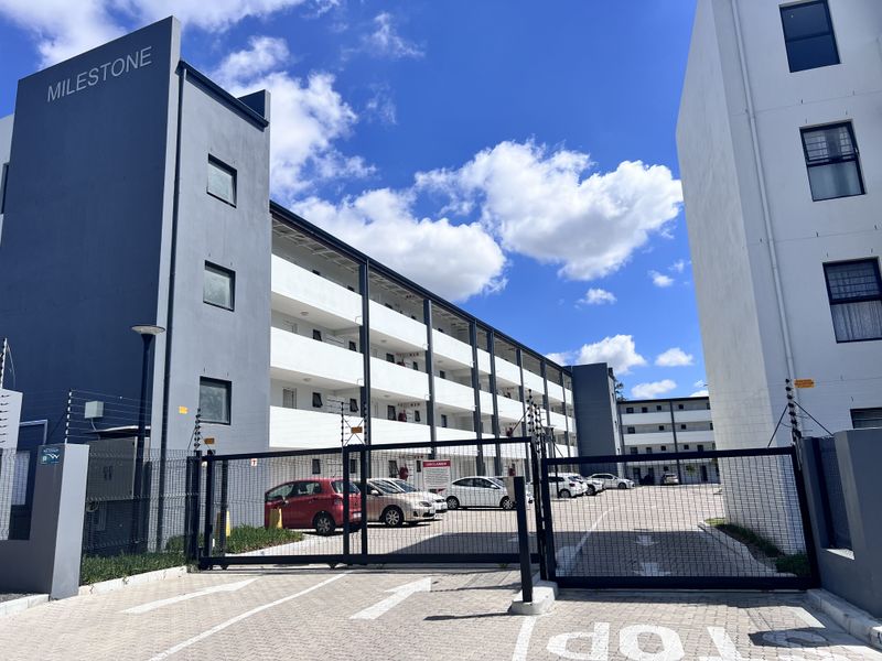 Neat and Modern 2 Bedroom Apartment - Photo 6