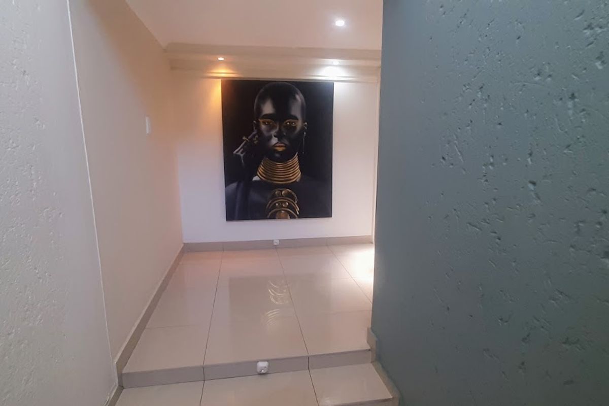 Prestige, Space & Style – All in One Address! - Photo 5